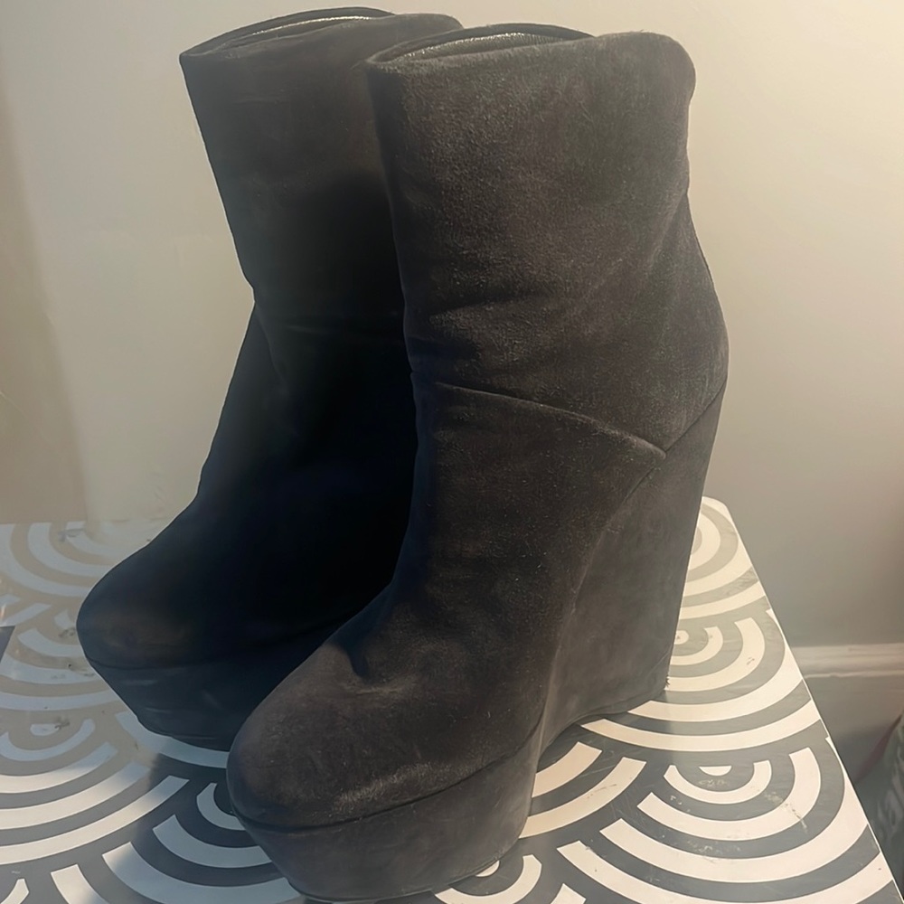 Stuart Weitzman navy blue ankle boots